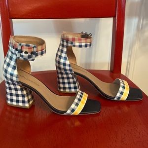 Donald Pliner Heeled Gingham Sandal